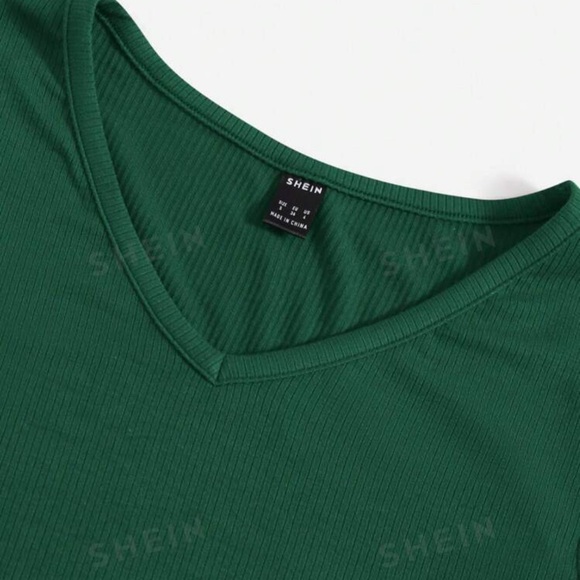 Green V-neck Solid Tee - Picture 2 of 3